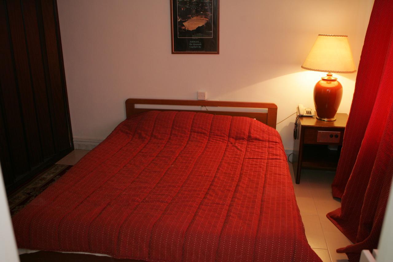 Dove Hotel Amman Esterno foto